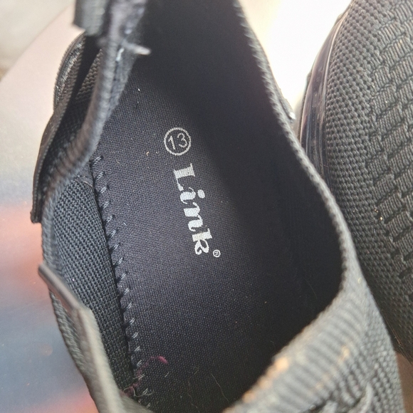 Girls Tennis Shoes - Picture 4 of 4